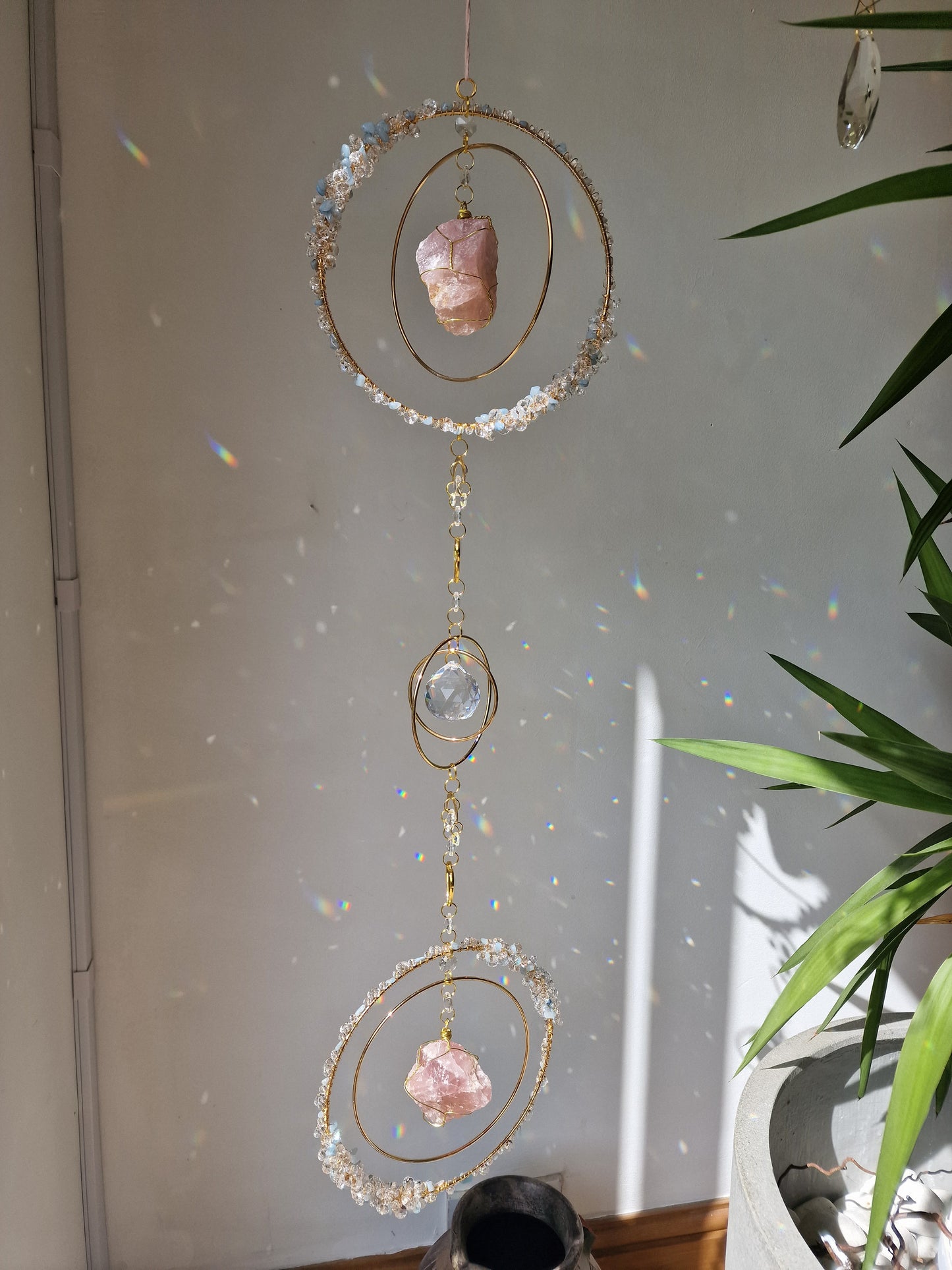 Crystal floral suncatcher rose quartz and aquamarine - Pavetta-