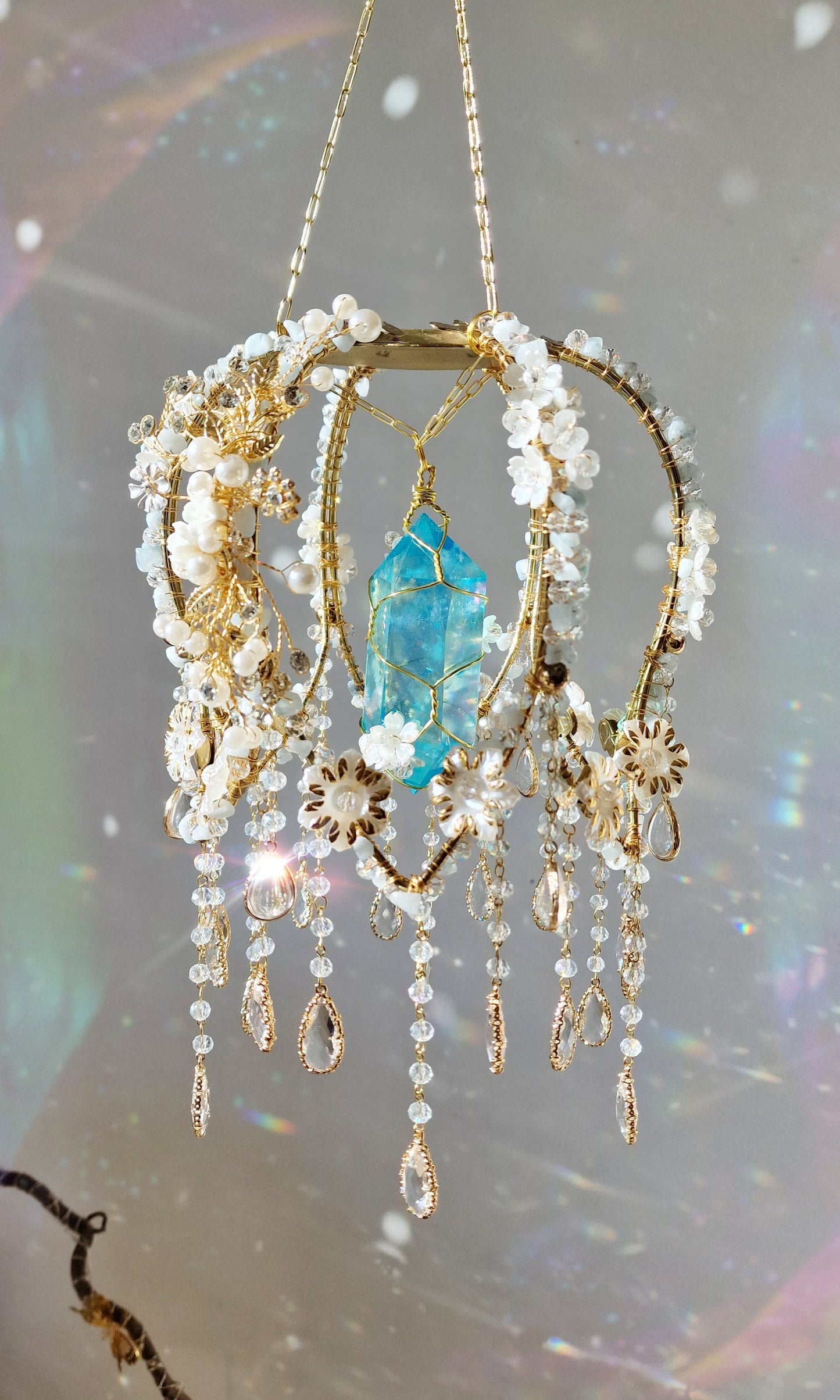 Flower crystal suncatcher - Edmund