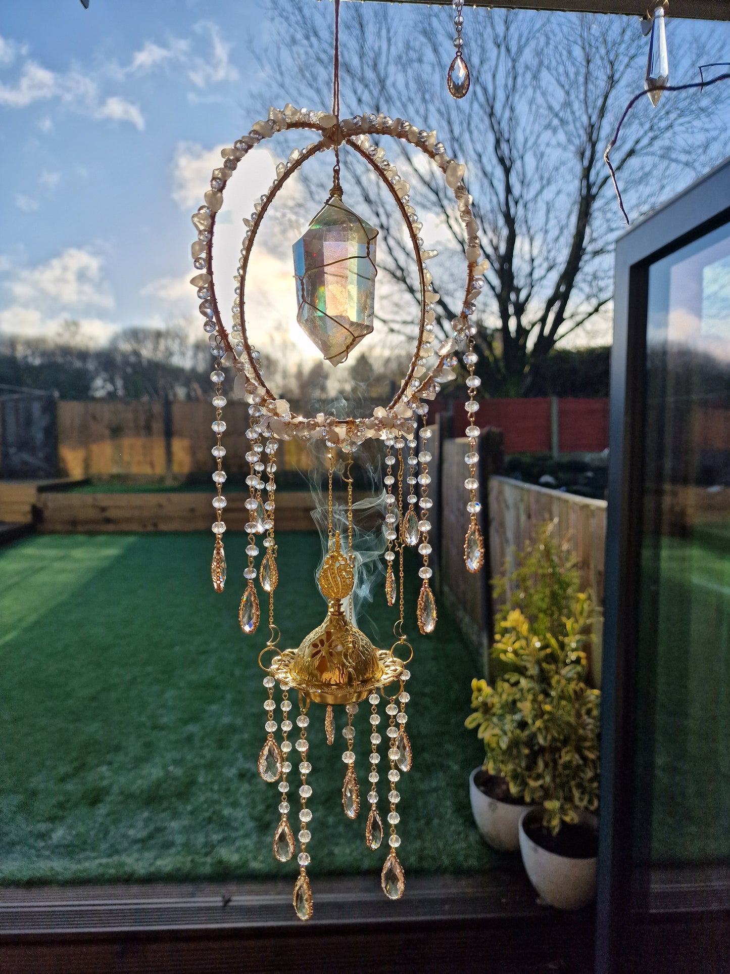 Balloon Insense suncatcher clear aura crystal - Genevieve
