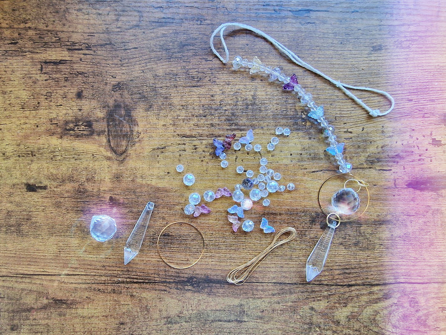 Easy suncatcher tutorial for beginners- sparkle