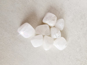 Snow Quartz tumble stone