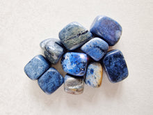 Load image into Gallery viewer, Dumortierite tumble stone