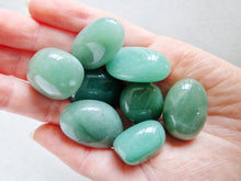 Load image into Gallery viewer, Aventurine tumble stone