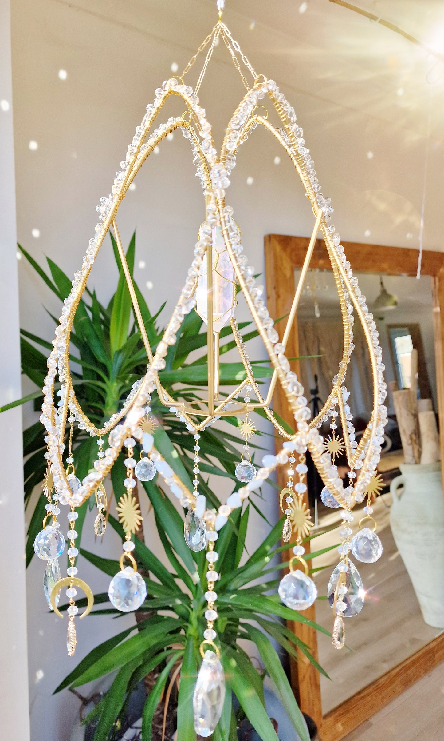 Aura quartz Suncatcher lamp Feyre
