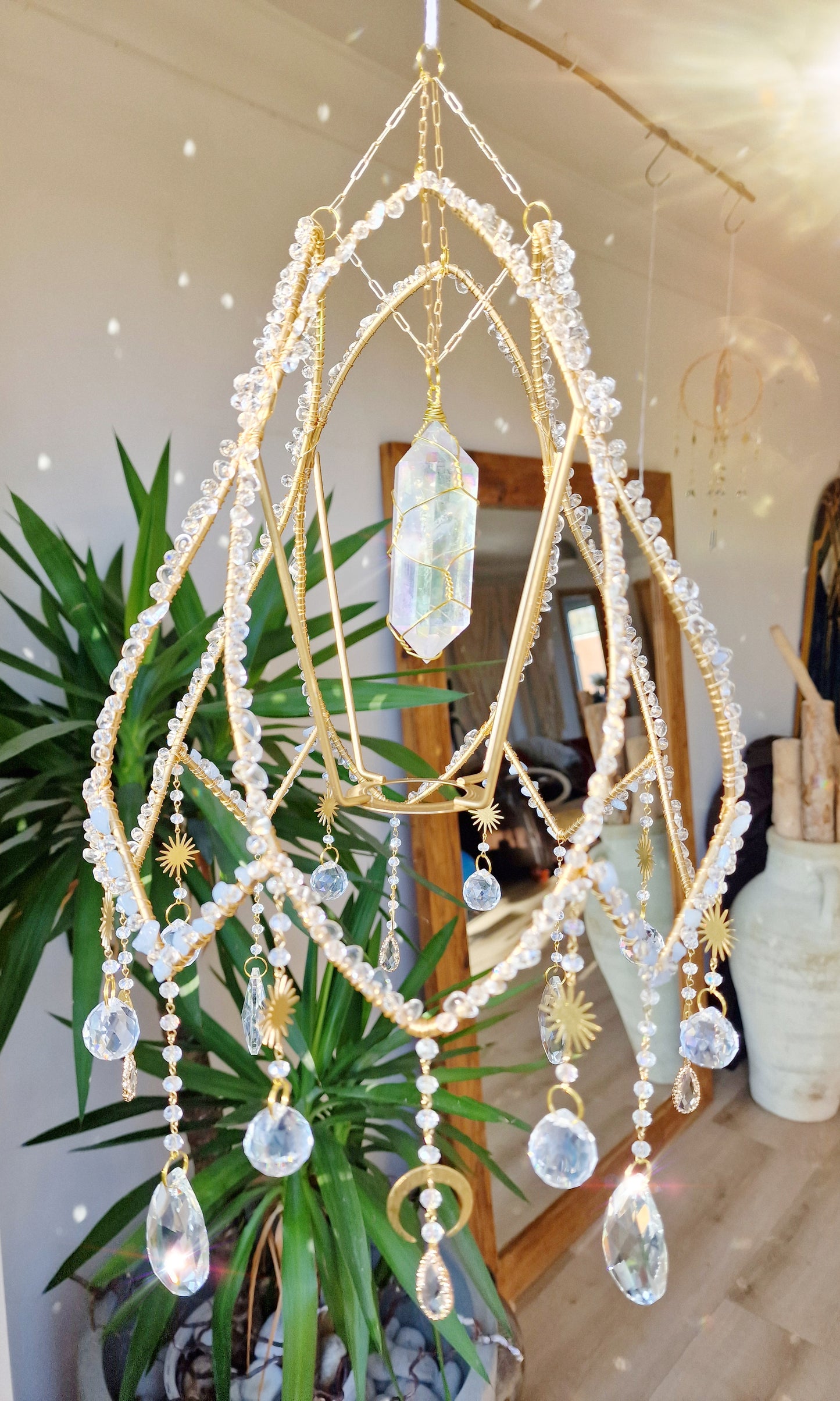 Aura quartz Suncatcher lamp Feyre