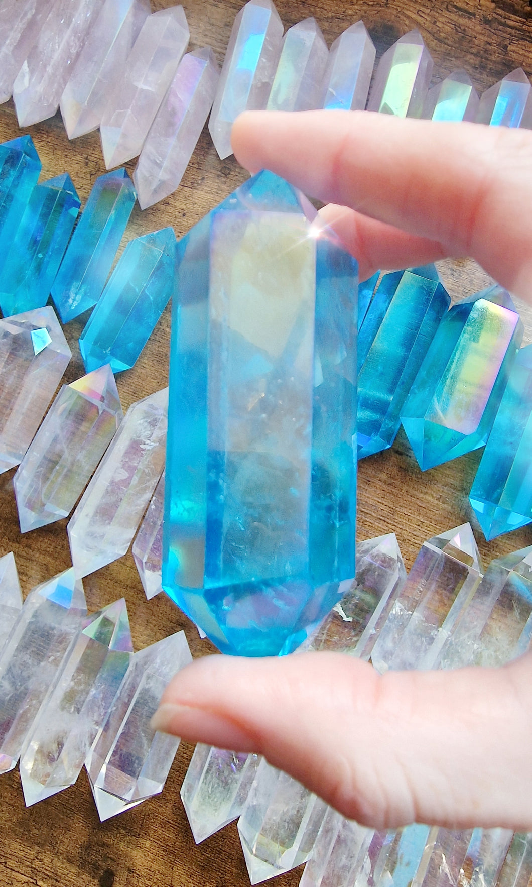 Aura blue quartz