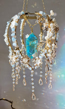 Load image into Gallery viewer, Flower crystal suncatcher - Edmund