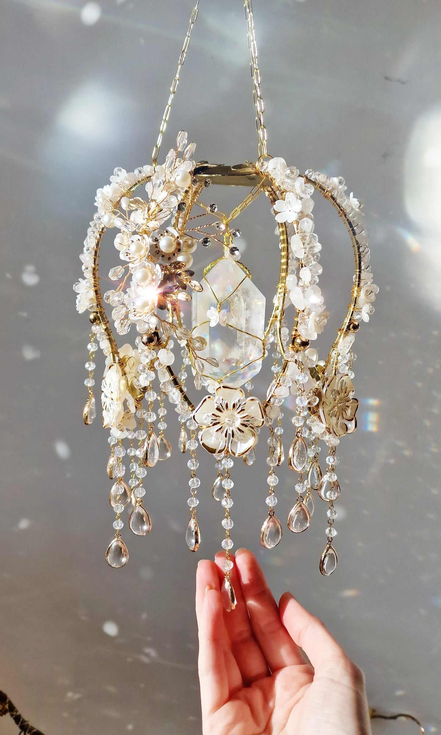 Flower crystal suncatcher - Susan