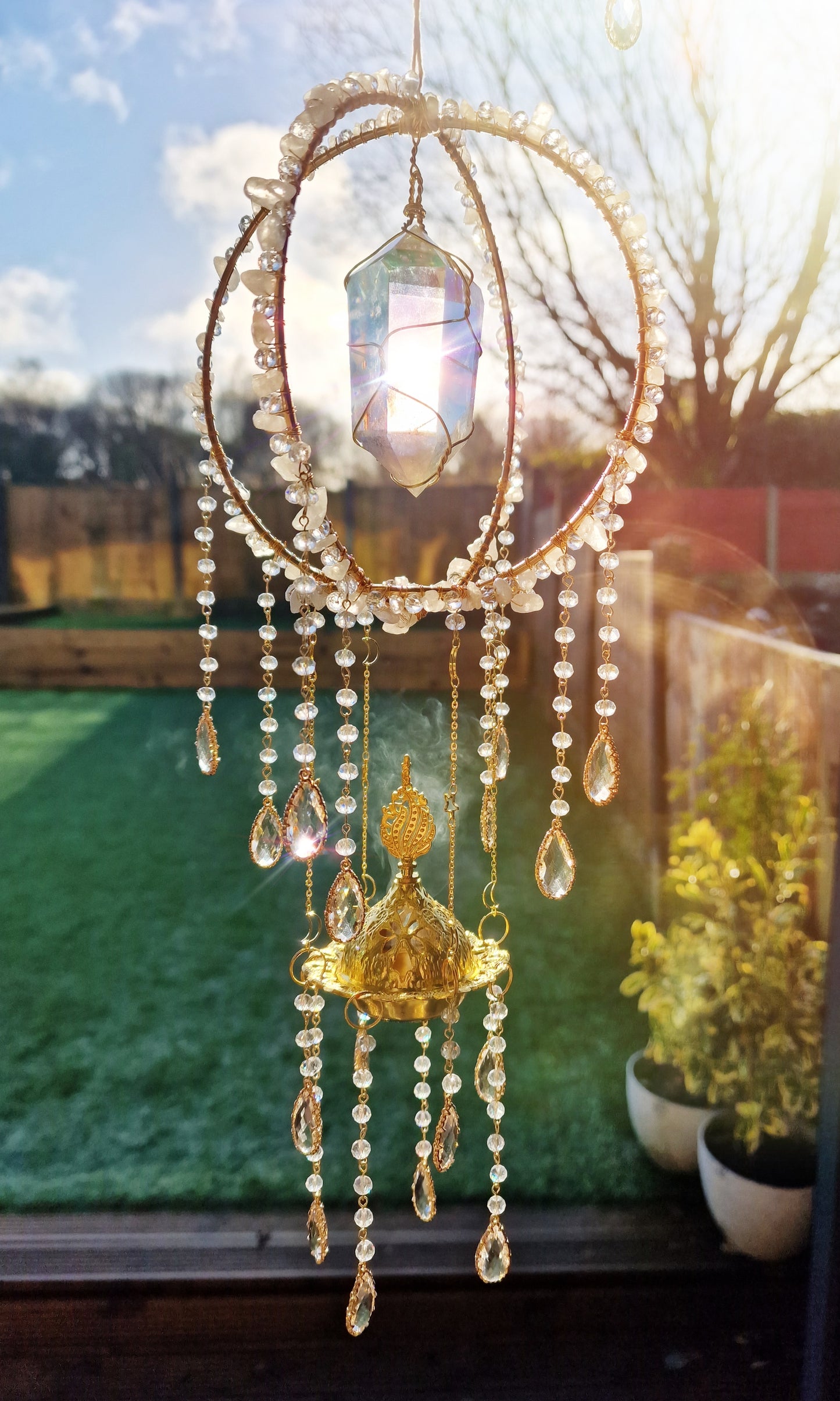 Balloon Insense suncatcher clear aura crystal - Genevieve