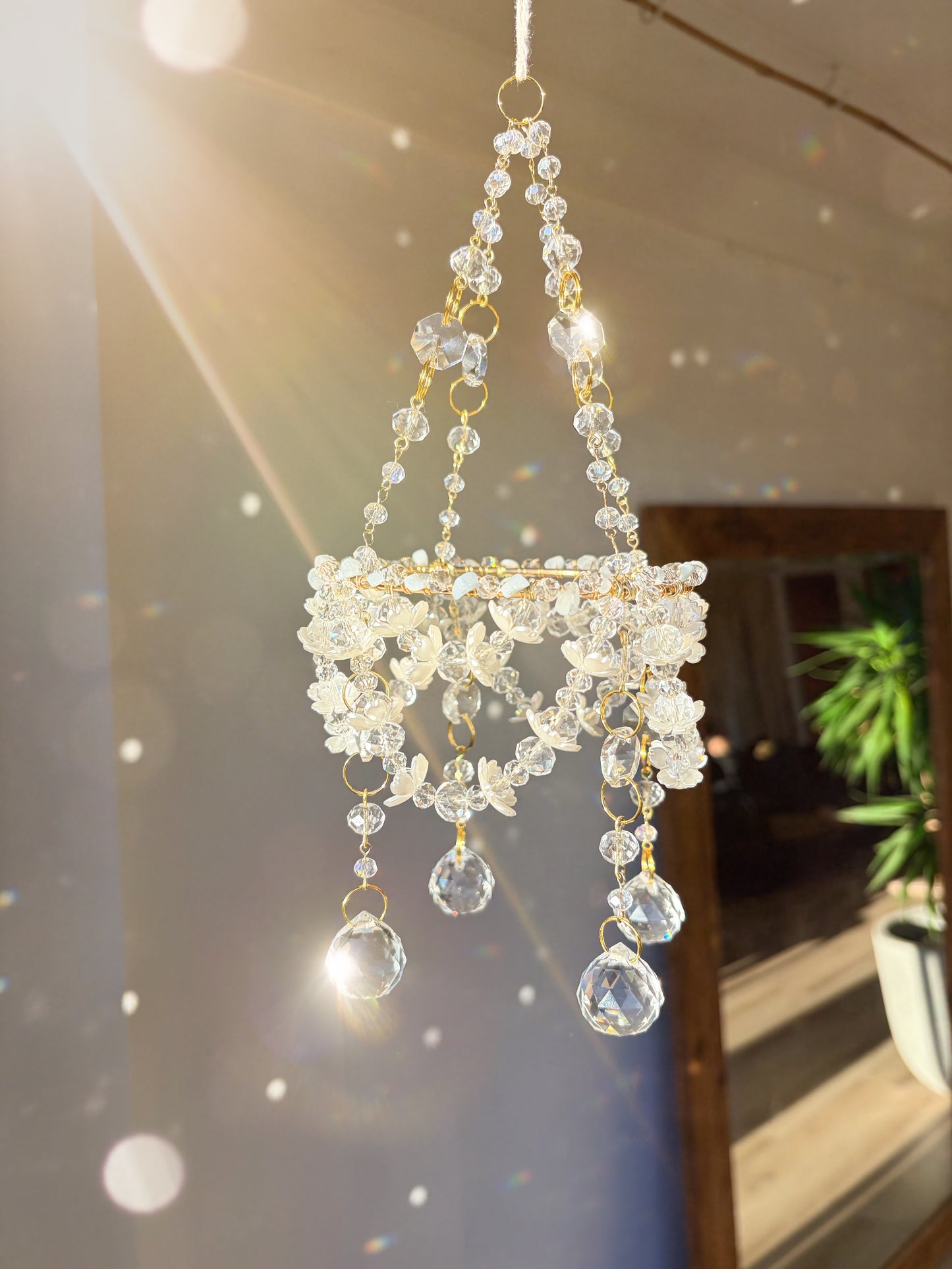 Floral Chandelier Suncatcher Video Tutorial + Materials Guide | Arlune