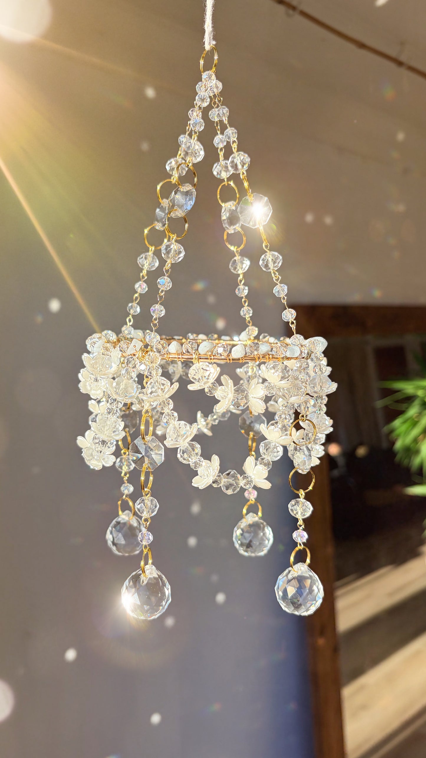 Floral Chandelier Suncatcher Video Tutorial + Materials Guide | Arlune
