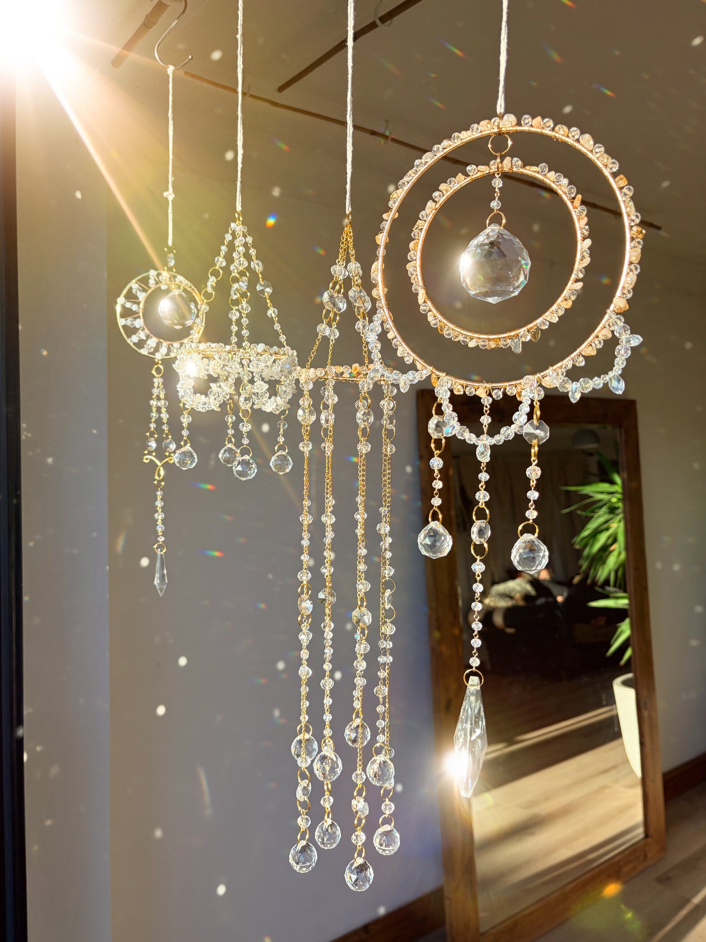 Long Chandelier Suncatcher Video Tutorial + Materials Guide | Cindoria