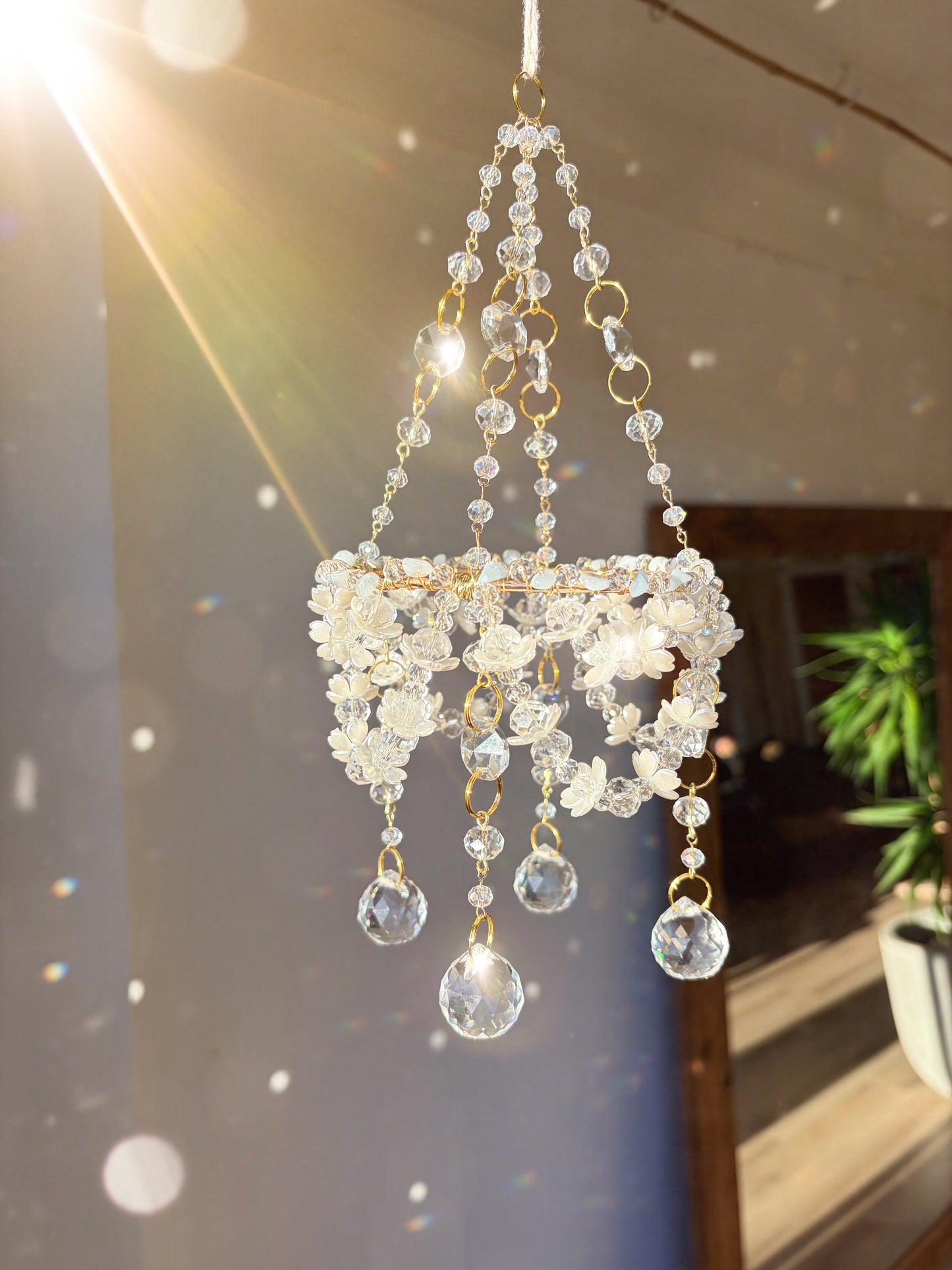 Floral Chandelier Suncatcher Video Tutorial + Materials Guide | Arlune