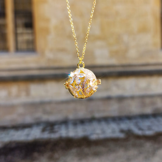 Lunethra Wearable Full Moon Suncatcher – Necklace Only
