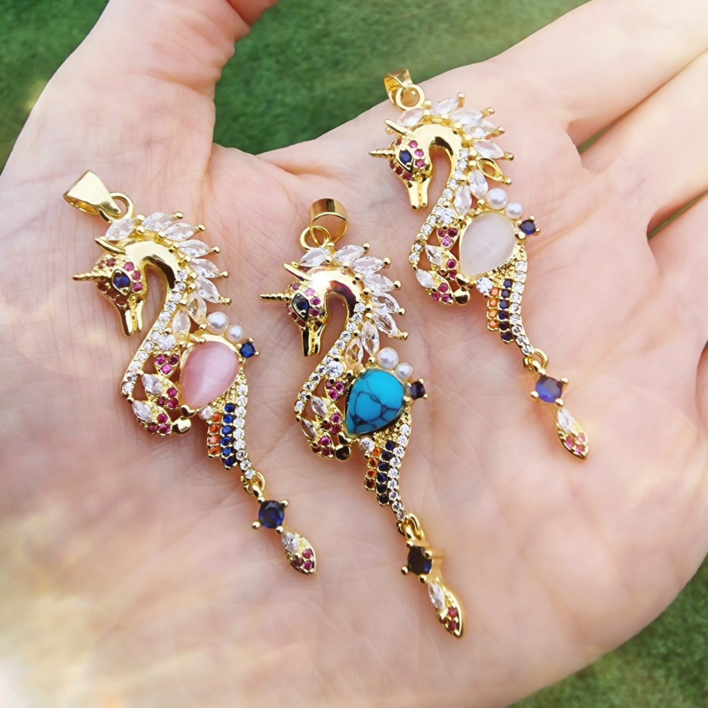 Seahorse Starlight Wearable Suncatcher – Necklace Only