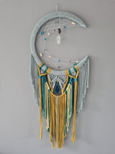 Load image into Gallery viewer, crystal stone macrame decor