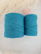 Load image into Gallery viewer, 4mm Teal string.